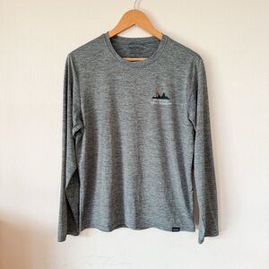 Patagonia Men’s capilene shirt